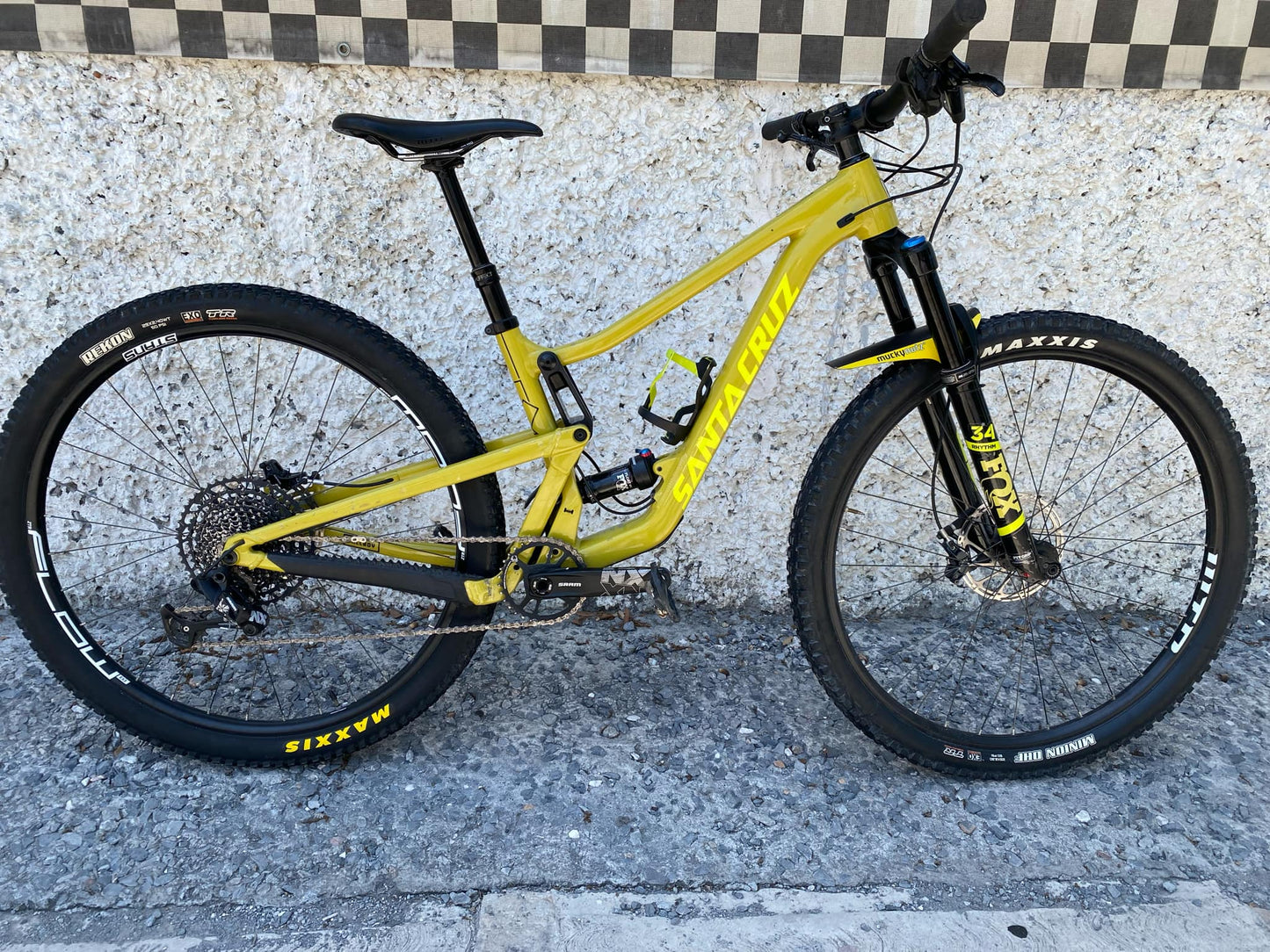 SANTA CRUZ TALLBOY